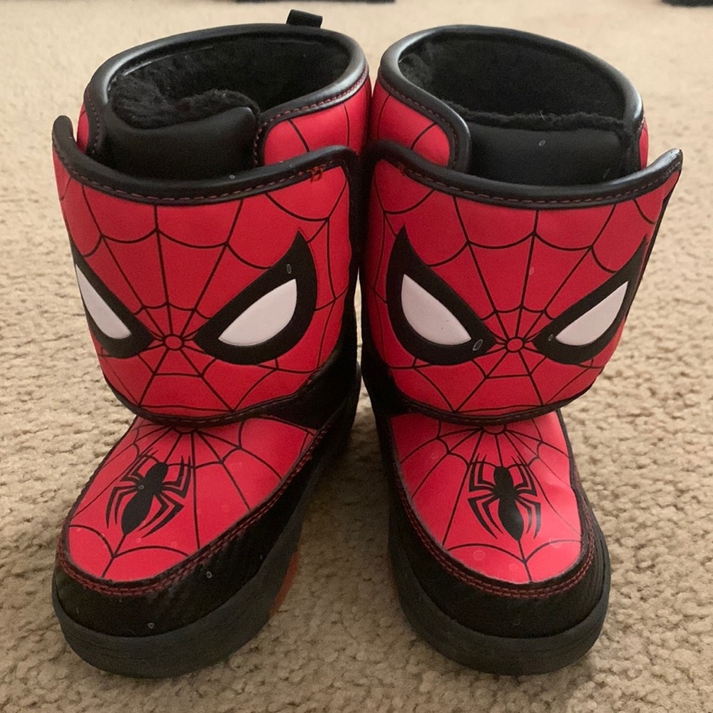 Marvel Spider-Man winter boots
